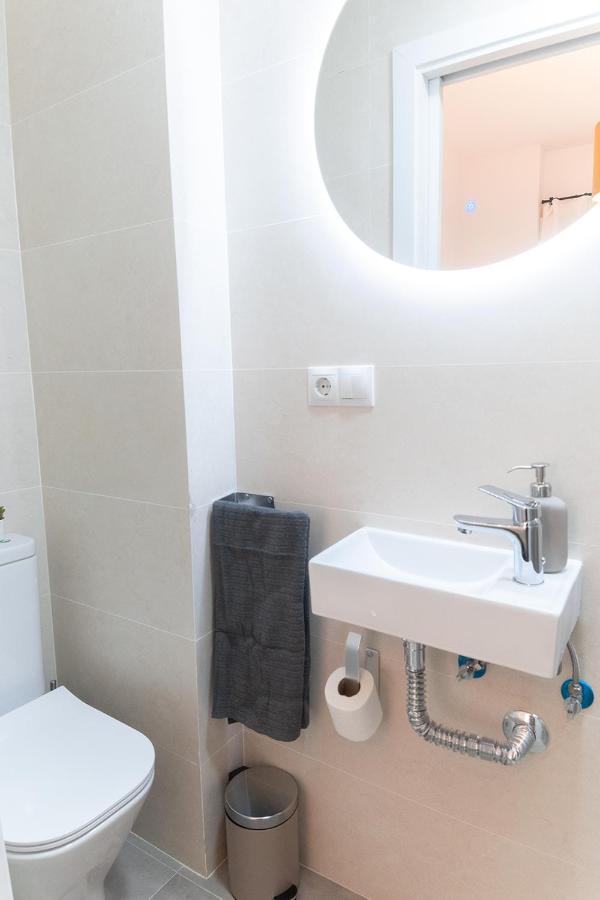 Downtown Apartment เซบีญา ภายนอก รูปภาพ
