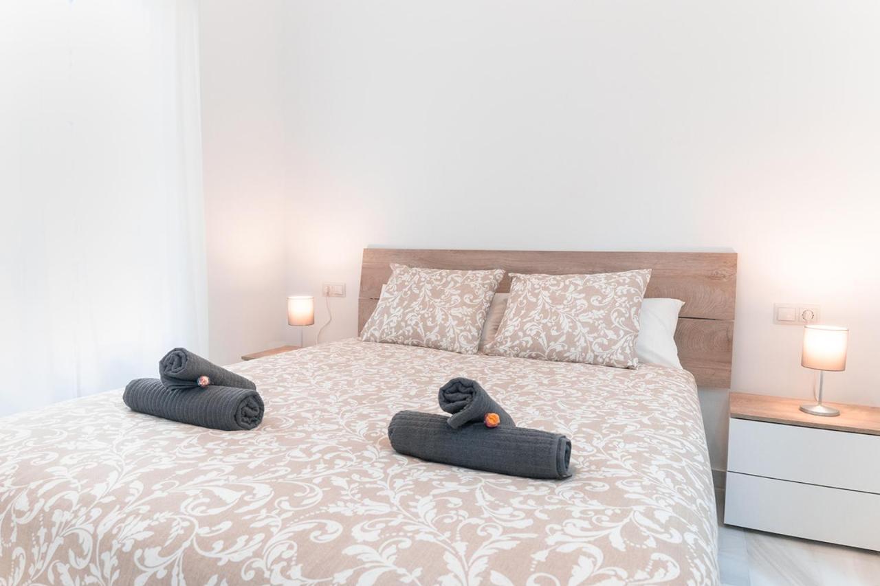 Downtown Apartment เซบีญา ภายนอก รูปภาพ